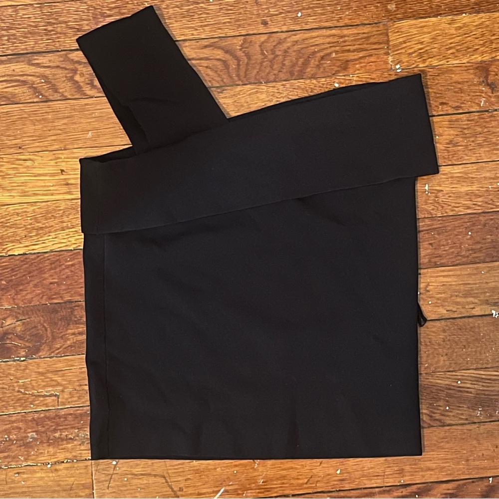 Alice and Olivia Black One-Shoulder Blouse